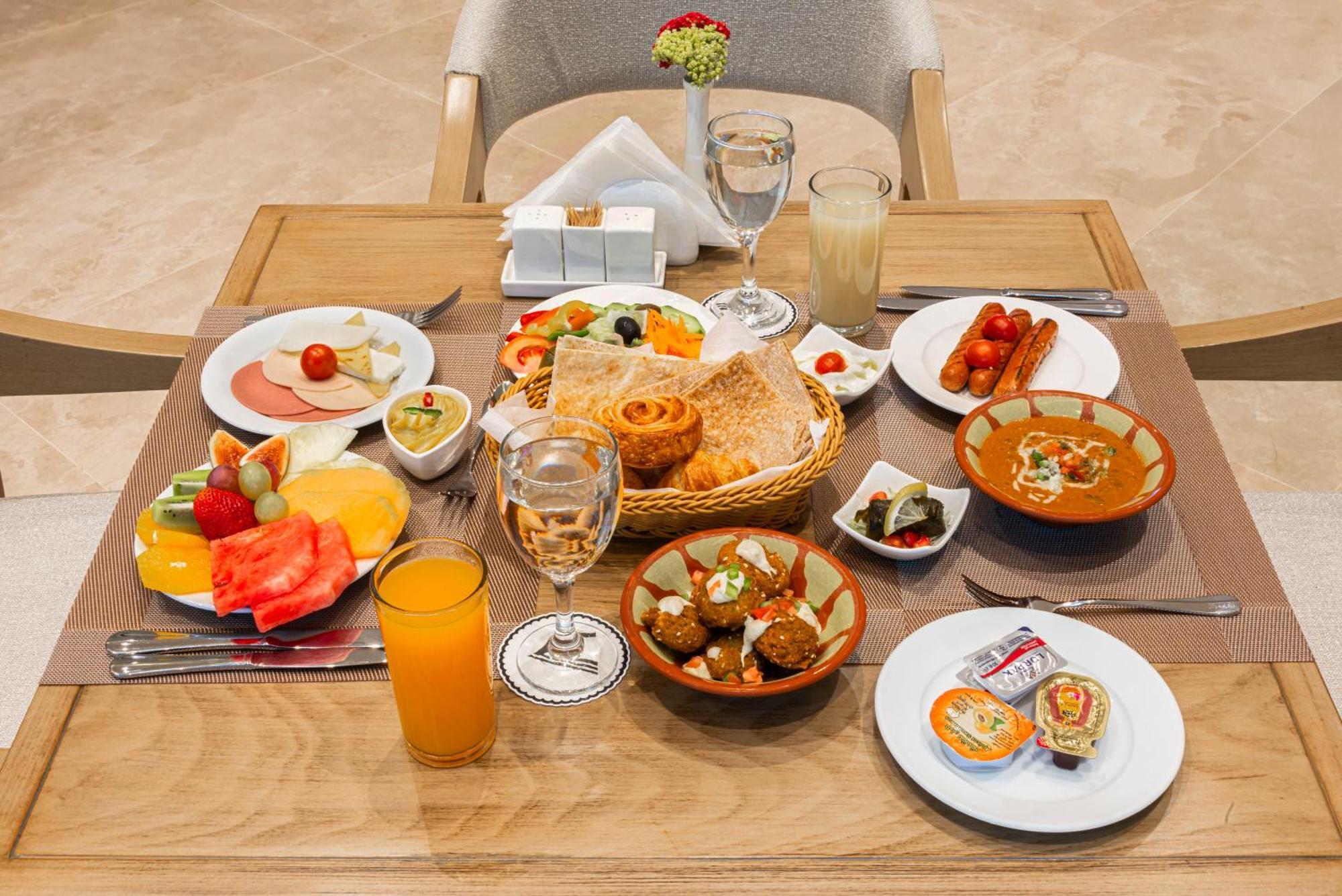 Voyage Hotel & Suites Riyad Extérieur photo