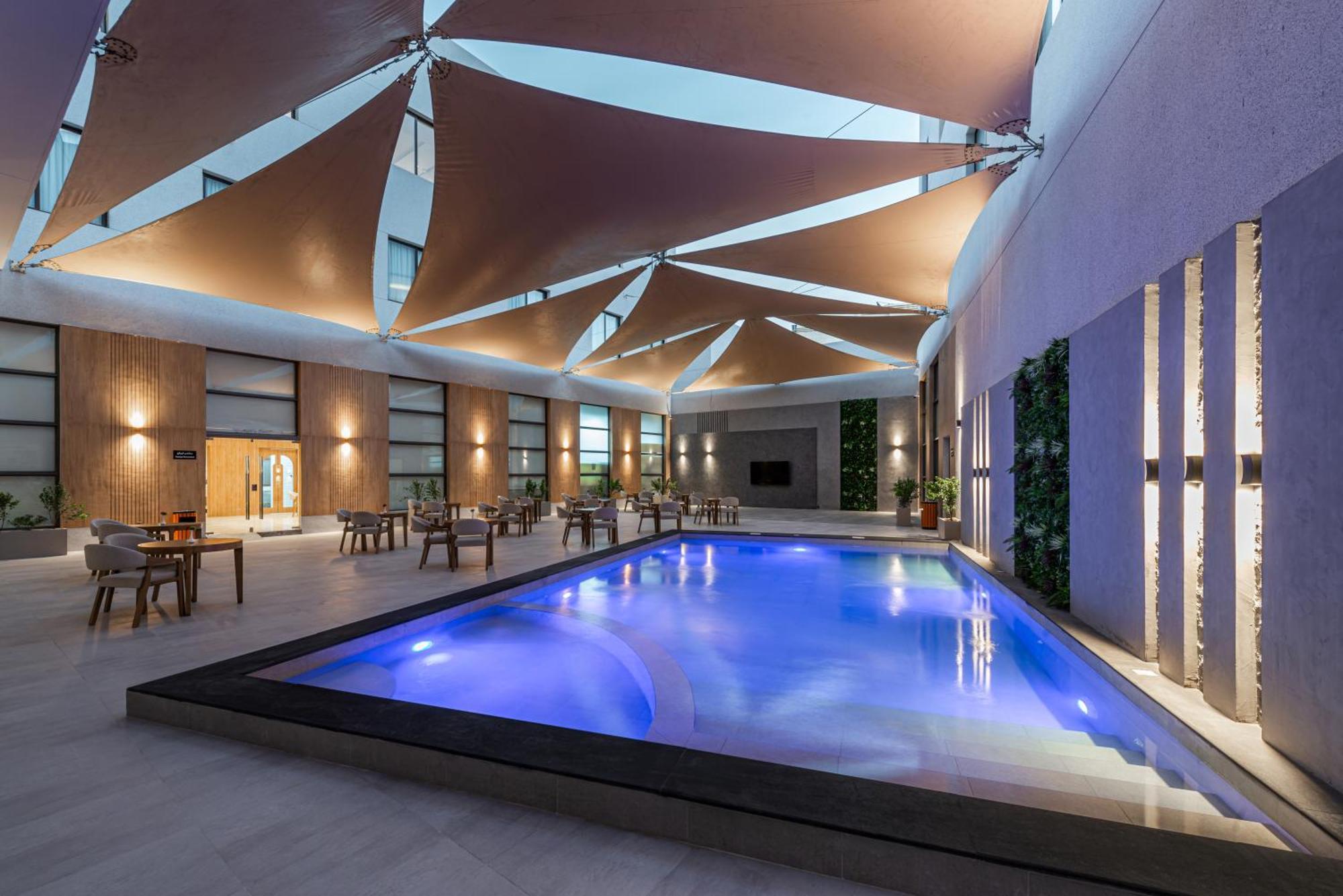 Voyage Hotel & Suites Riyad Extérieur photo